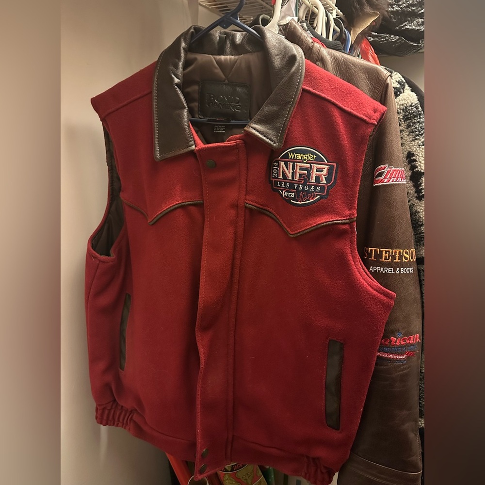 Men’s NFR vest